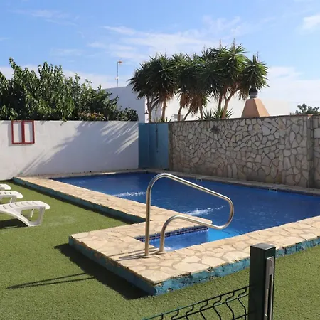 En Conil Con Piscina Апартаменты