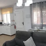 En Conil Con Piscina Коніль-де-ла-Фронтера